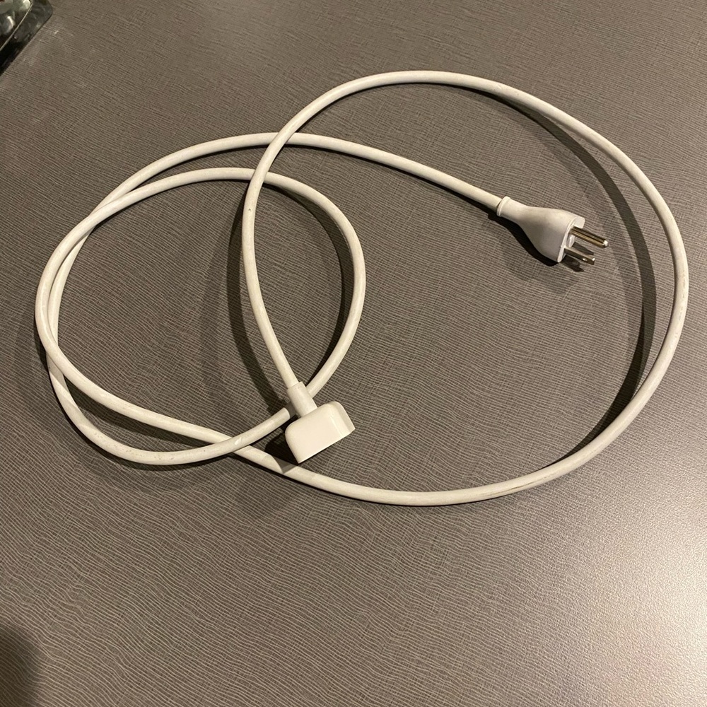 Apple Power AC Adapter Extension Cable - Picture 2 of 2
